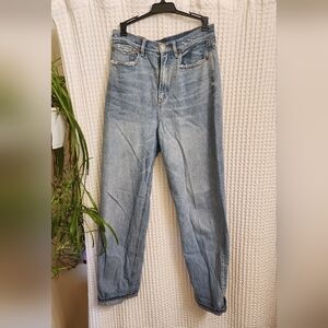 American Eagle Lightwash DENIM High-waisted baggy tapered jeans
